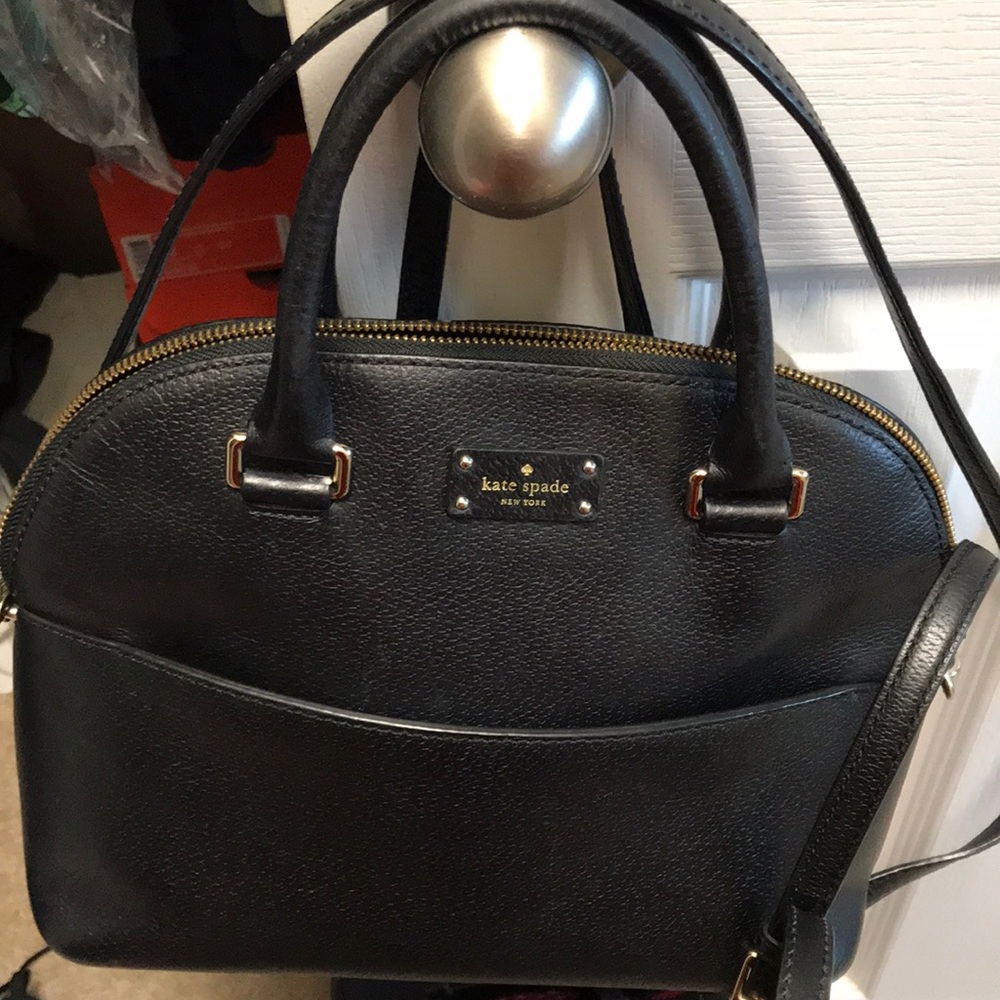 Black Kate Spade Medium Carli .